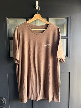 Men’s Dux waterfowl subscription tshirt size xxl brown